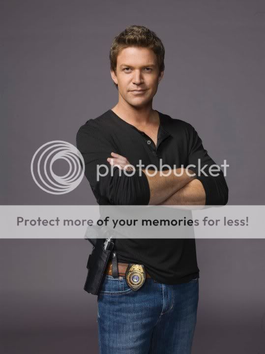 Couples Jim and Callie (The Glades) 1 Because they have sparks